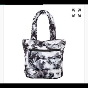 DSG Puffer Tote